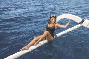 WE-AR LAUNCHES SWIMWEAR