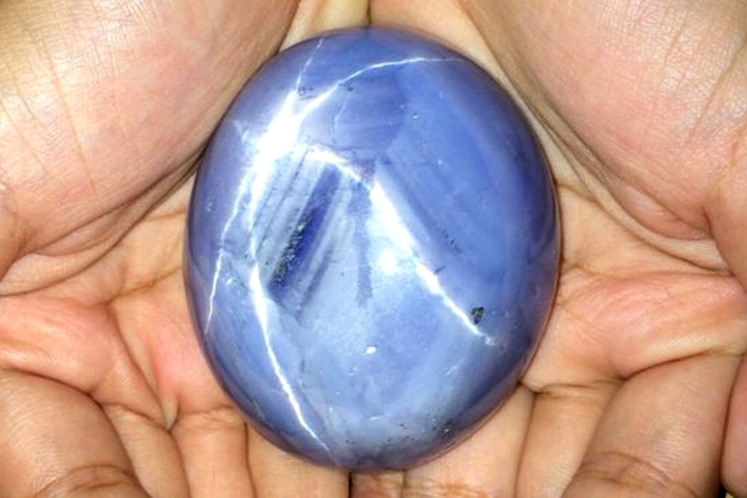The largest blue star sapphire was found in Sri Lanka weighing 1,404.49 carats and a value of $100 million. 