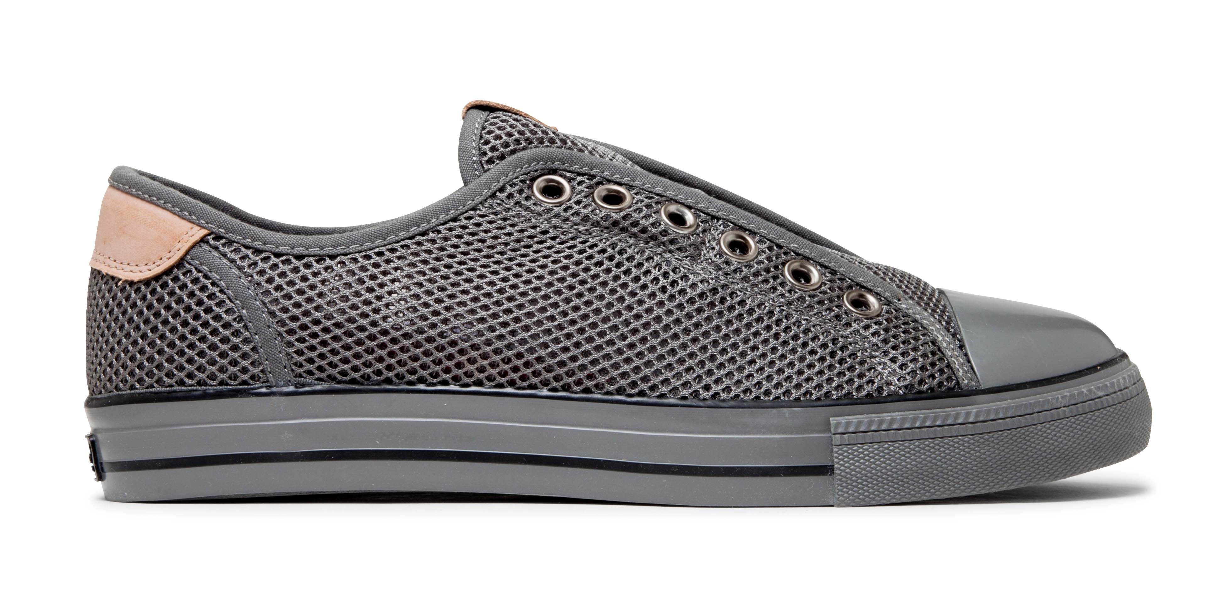 HueyZephairM_VapourGrey2