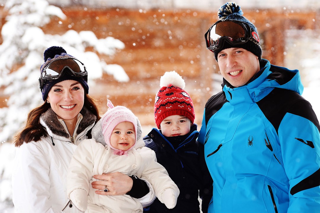 The Duke and Duchess of Cambridge have shared a selection of new family photos, taken during a short ski holiday in the French Alps.