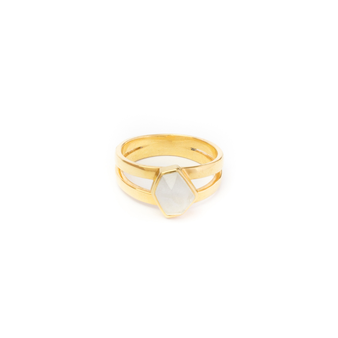 flash-jewellery-moonlight-ring-front-gold