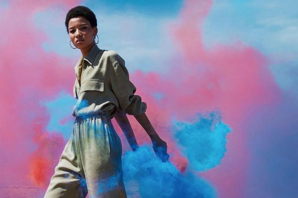 ZARA will make it's debut in Auckland's Sylvia Park this Thursday (6th October). It will offer womenswear, menswear and childrenswear across the single-storey store. 
It will also be updated with new stock twice a week with garments specifically designed for the Southern Hemisphere. 