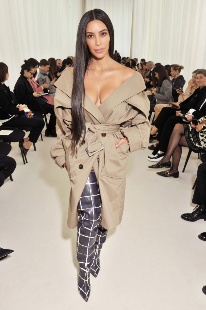 Kim Kardashian at the
SS17 Balenciaga show at Paris Fashion Week
