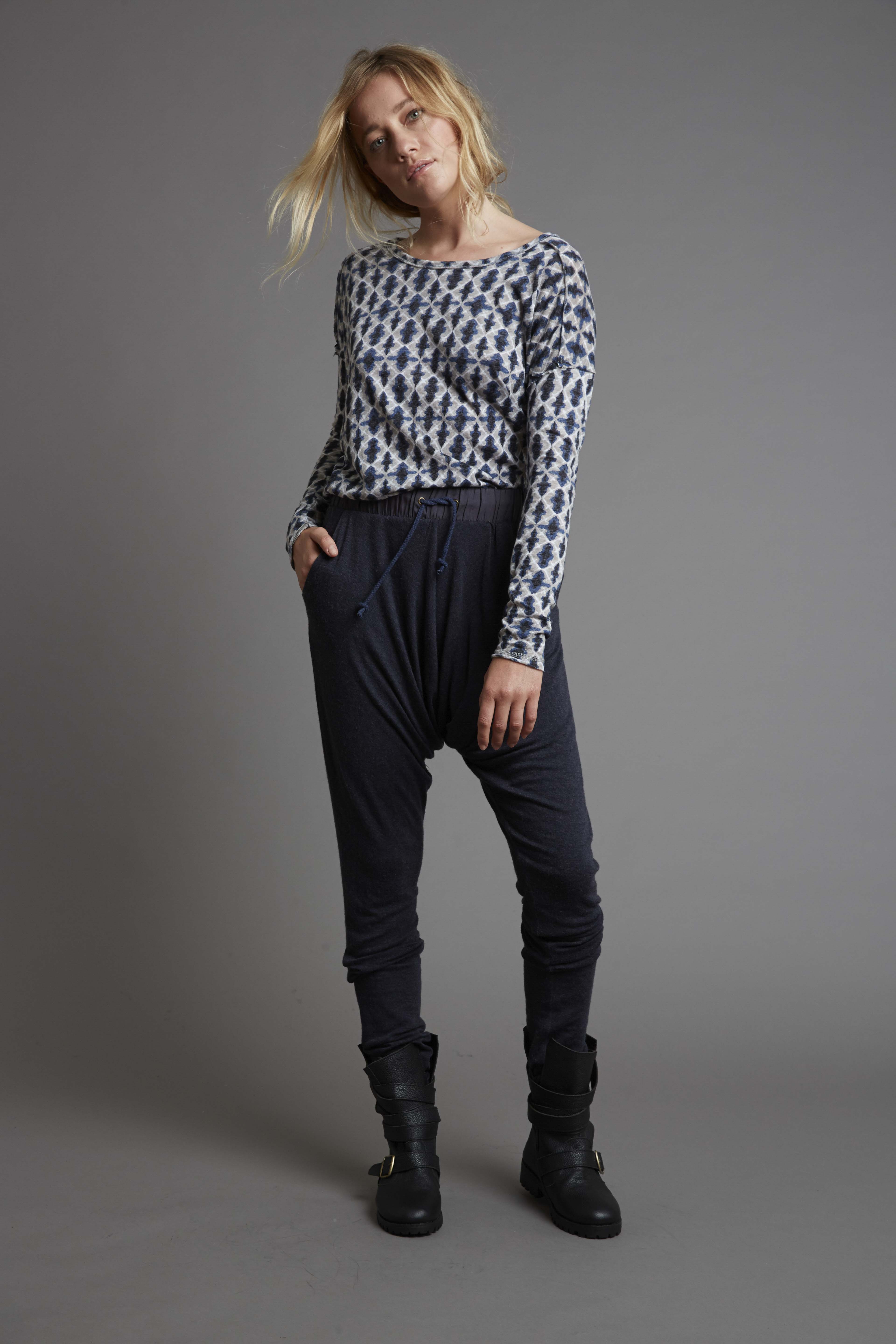 BabyBat_ShibuBlue-SundayPant_GraphiteBlue_WE-AR_AW17_RHYME-0747