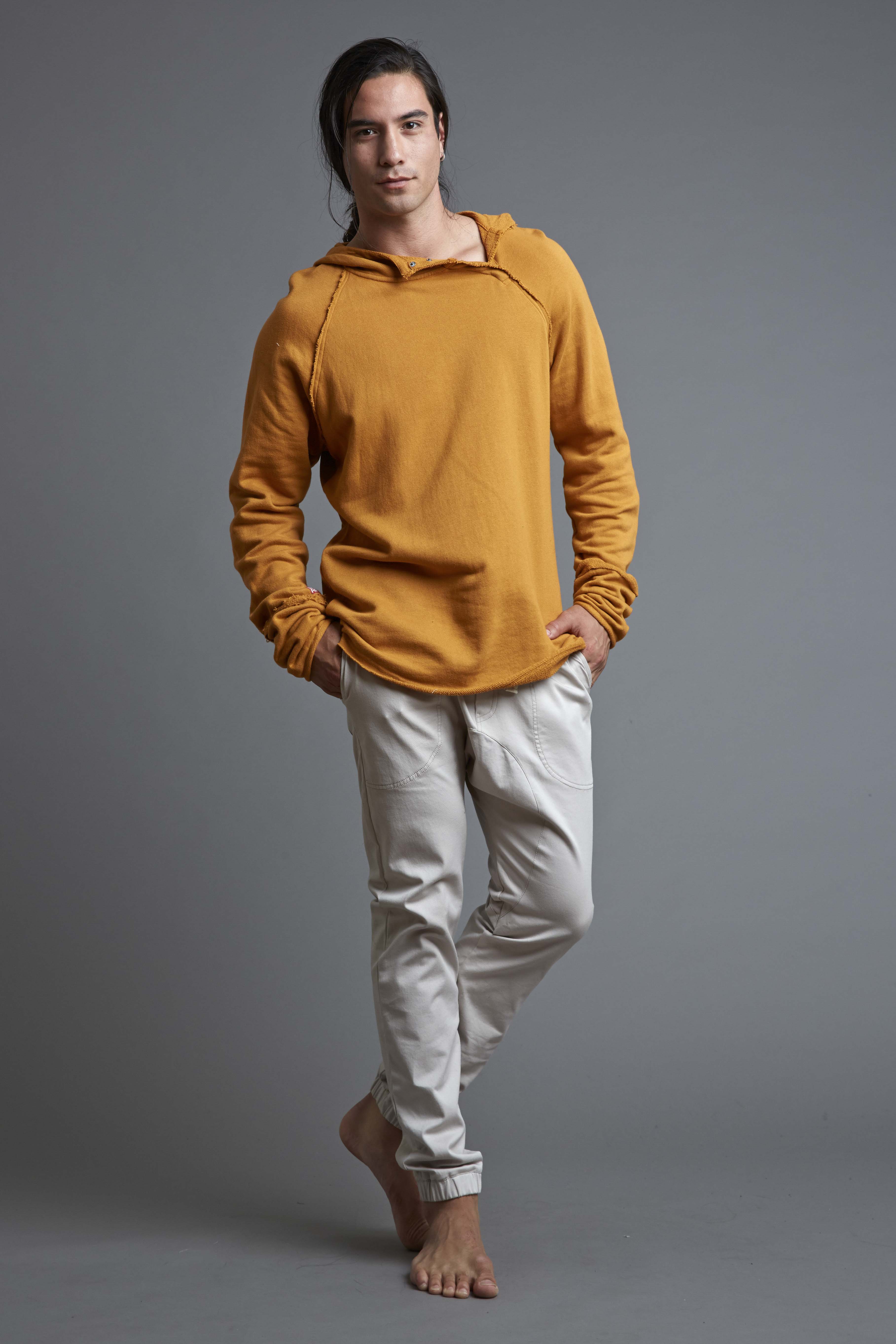 MensUltimateHoodie_TempleGold-Joggers_Putty_WE-AR_AW17_RHYME-1491