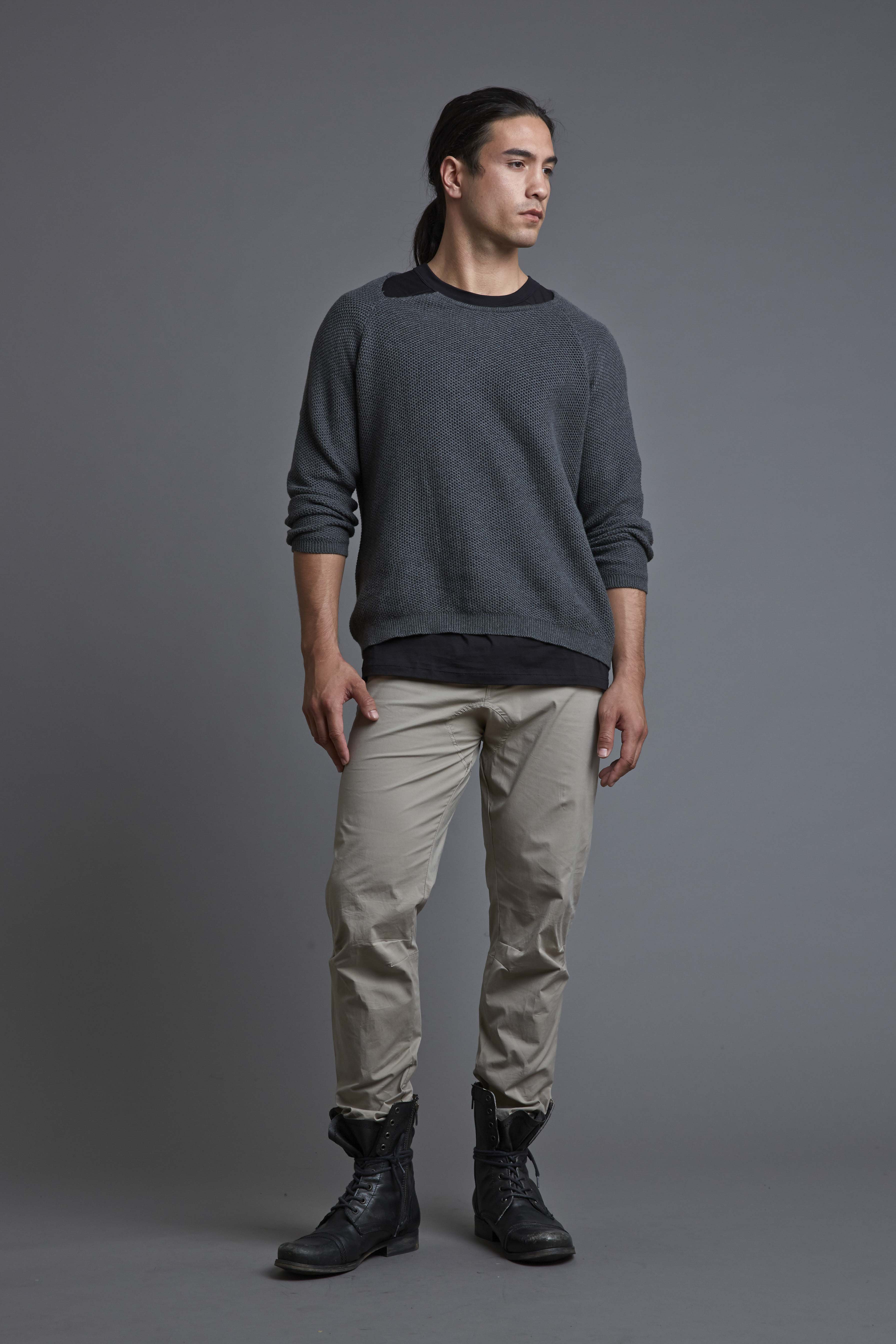 NotchSweater_EarlGrey-DazePants_Stone-BandTee_Nero_WE-AR_AW17_RHYME-1969