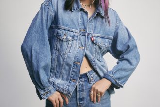 Gia in 501 Levi jeans