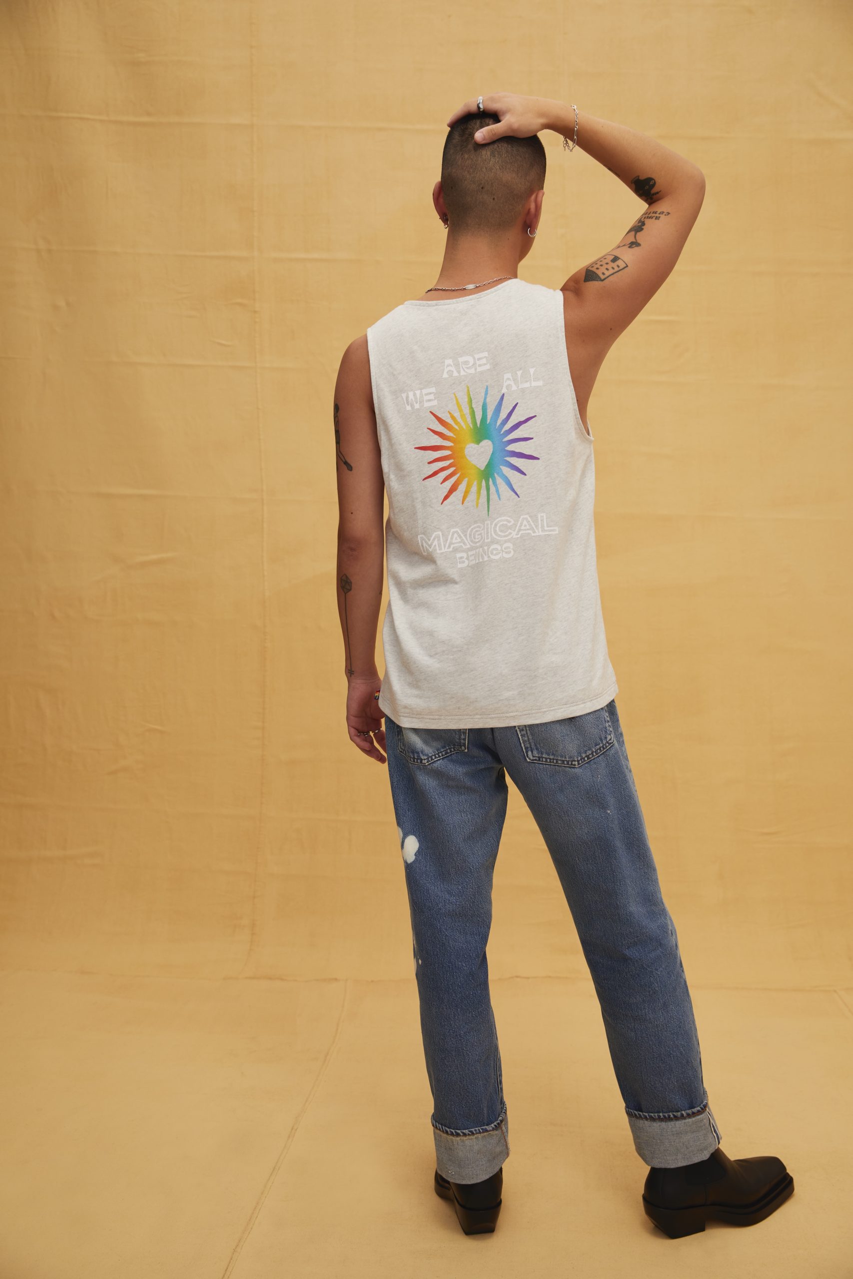22_H1_Pride_109_RELAXED-GRAPHIC-TANK_3350_RGB