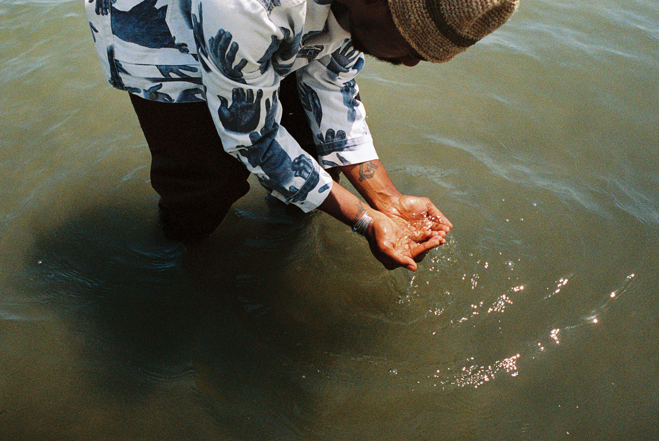 22_H2_COLLABORATIONS_DENIMTEARS_156
