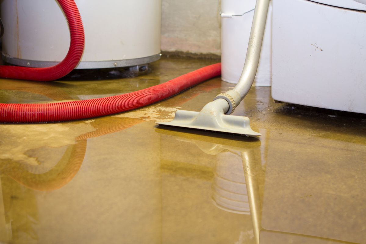 water vaccum