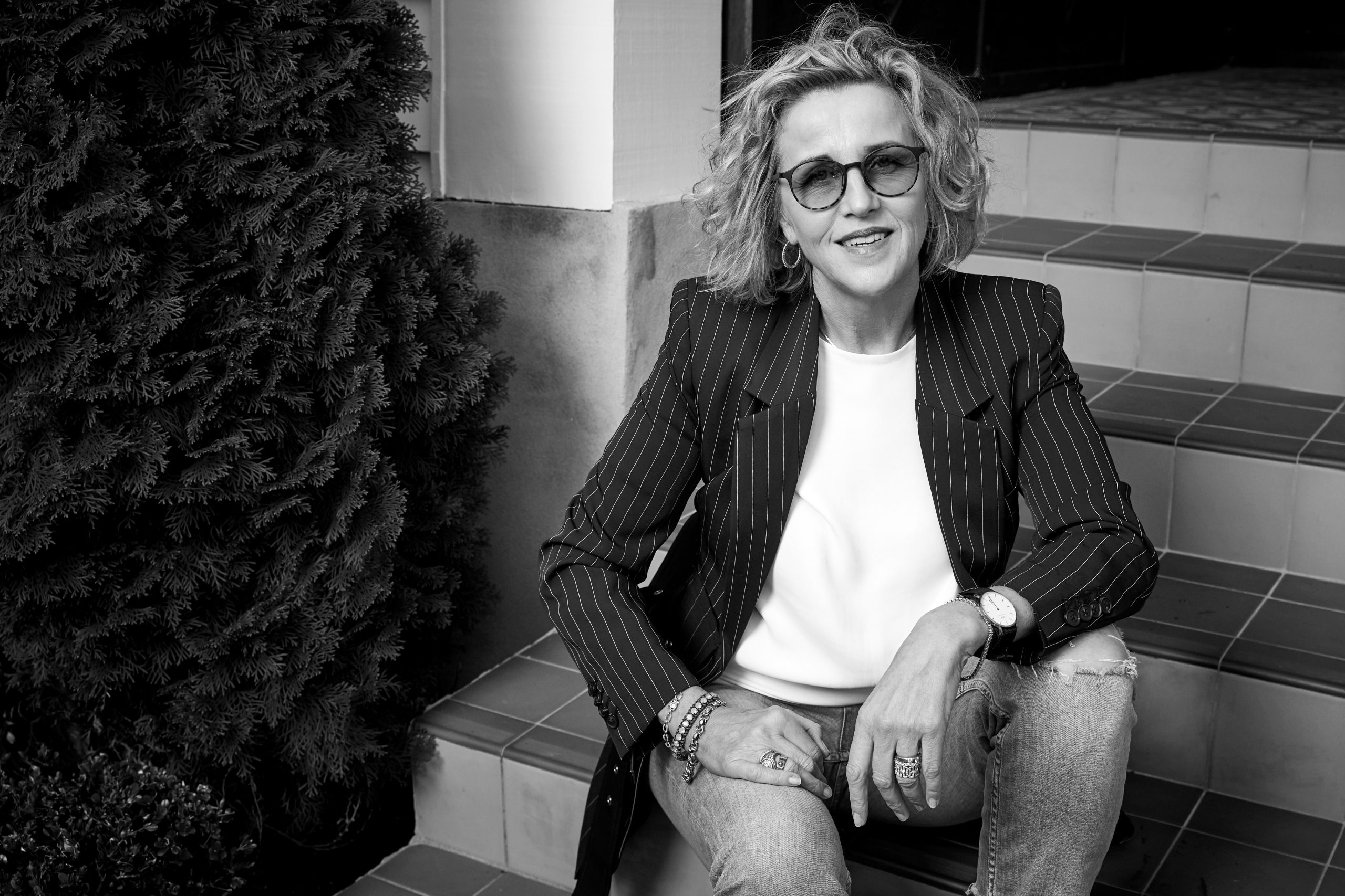 ROSE black and white