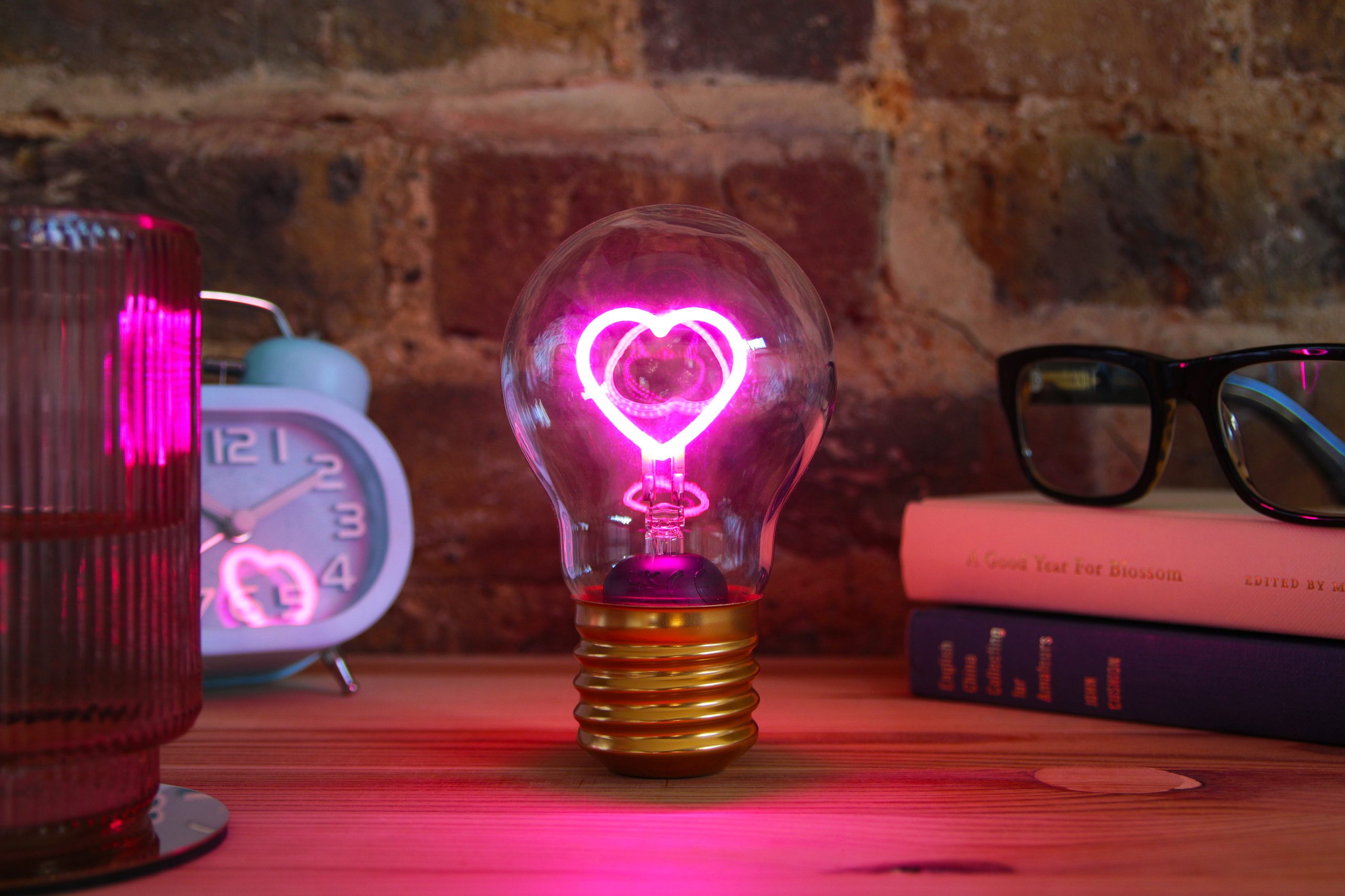 SUCK UK heart-lightbulb-on-bedside-table-brick-wall