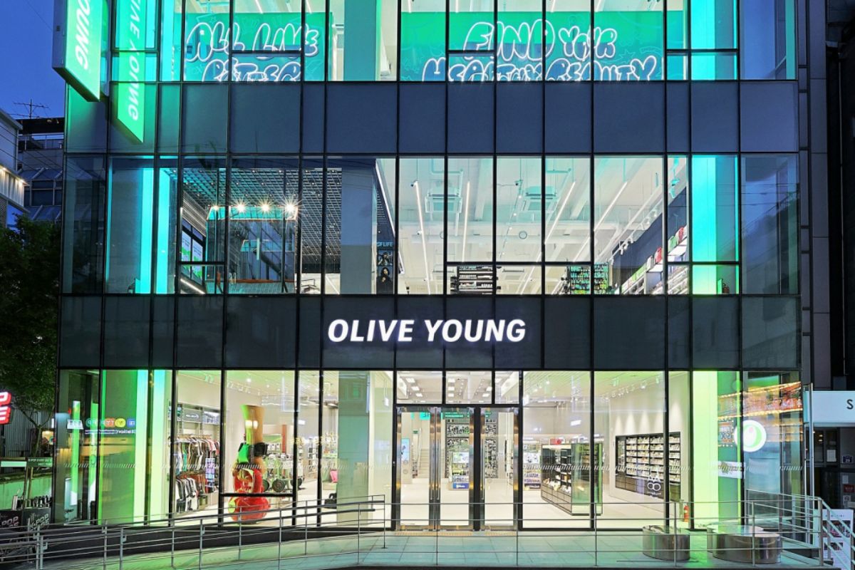 Olive Young Debuts Largest Men's Beauty Concept Store