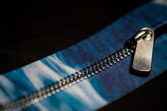 Epson x YKK’s Innovative Zippers Presented at Paris Haute Couture Week